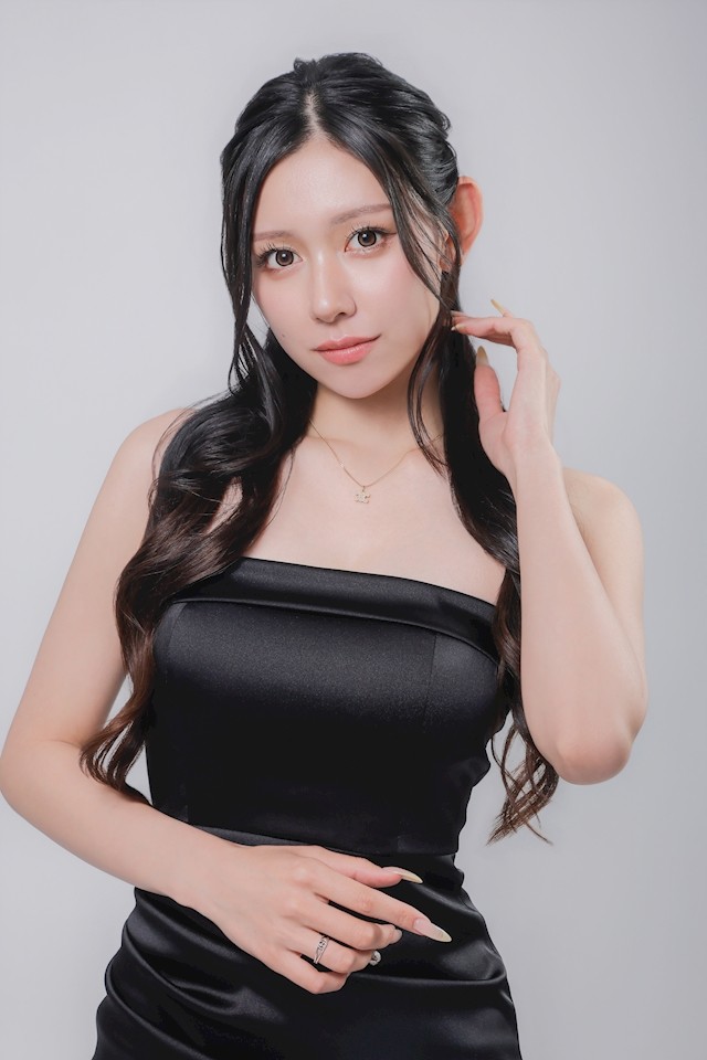 美月 りかプロフィール写真3
